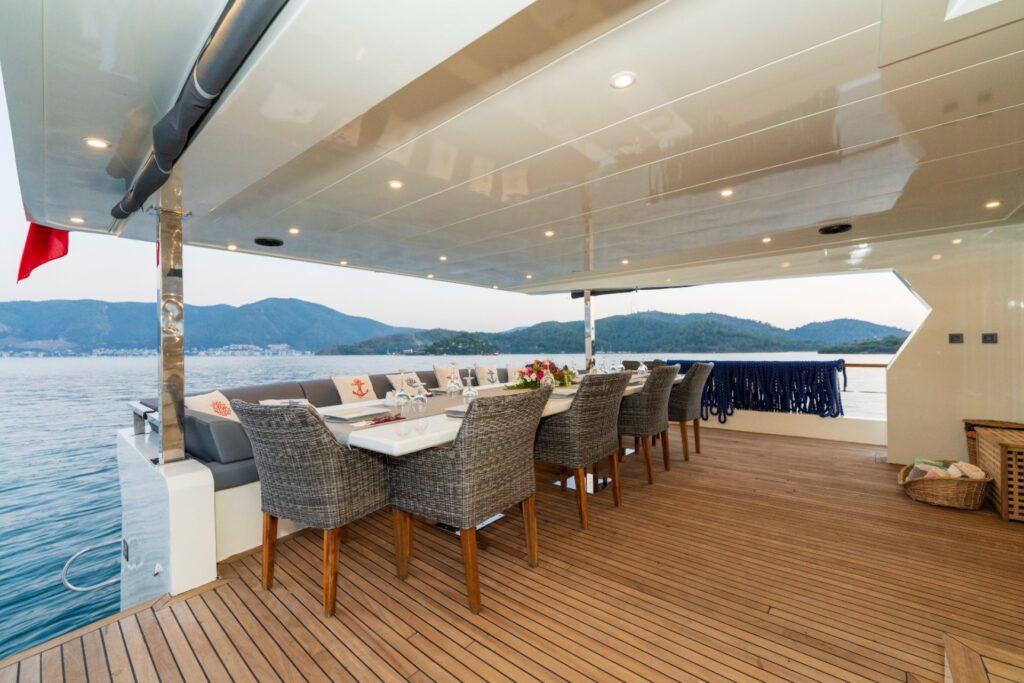trawler-albatros-explorer-3154