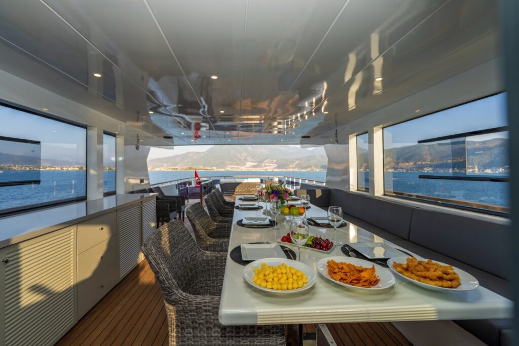 trawler-albatros-explorer-4392