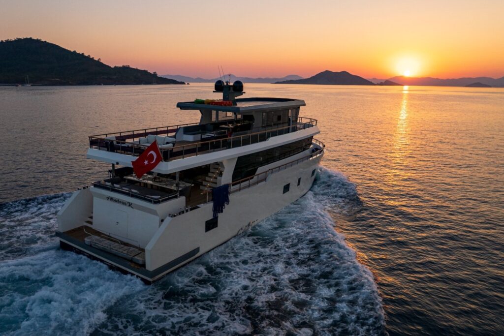 trawler-albatros-explorer-840