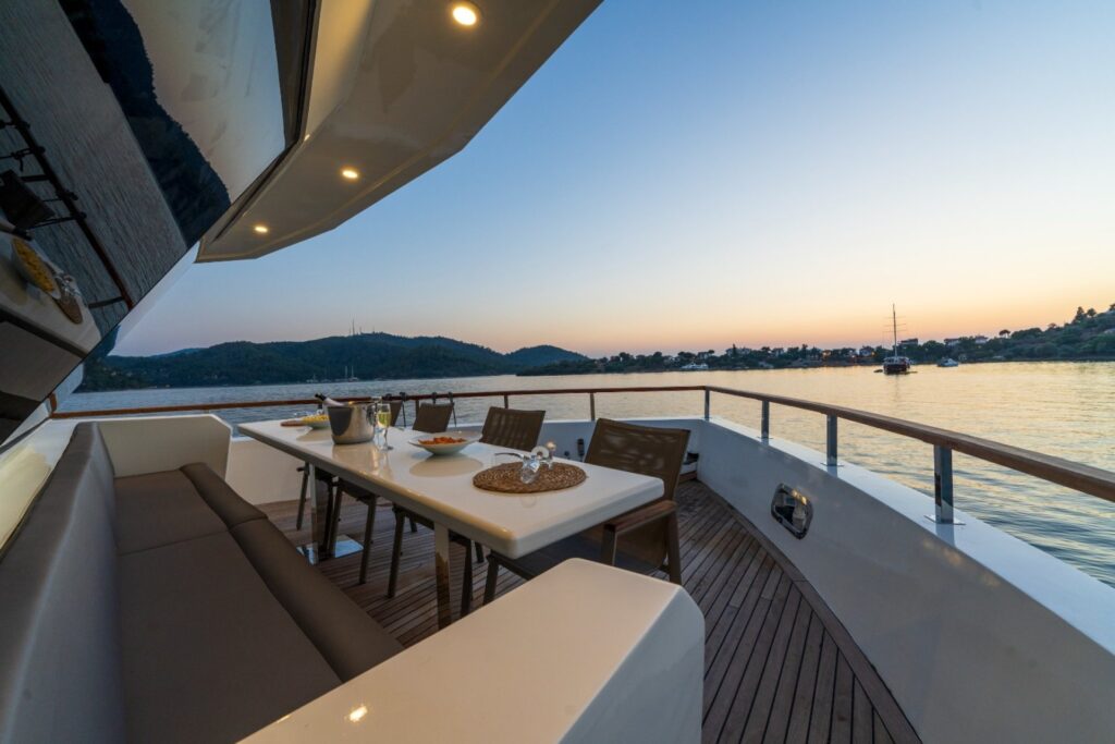 trawler-albatros-explorer-8929