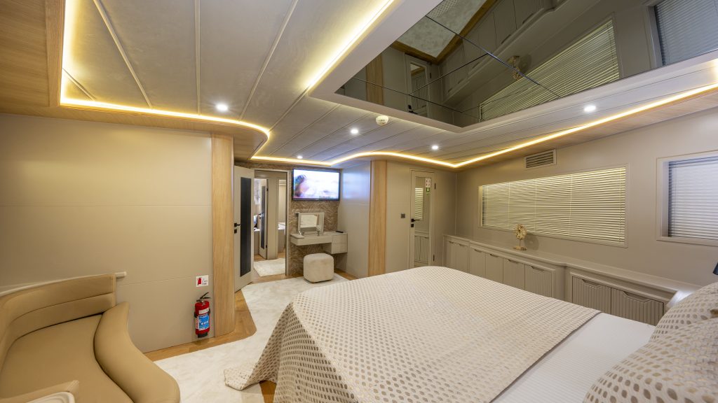 Trawler SİMAY F 24 4