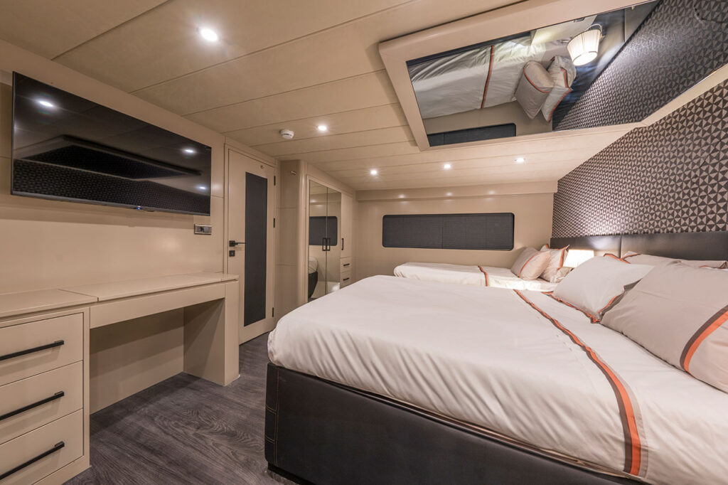 Trawler Junior Simay 38 Trawler Junior Simay