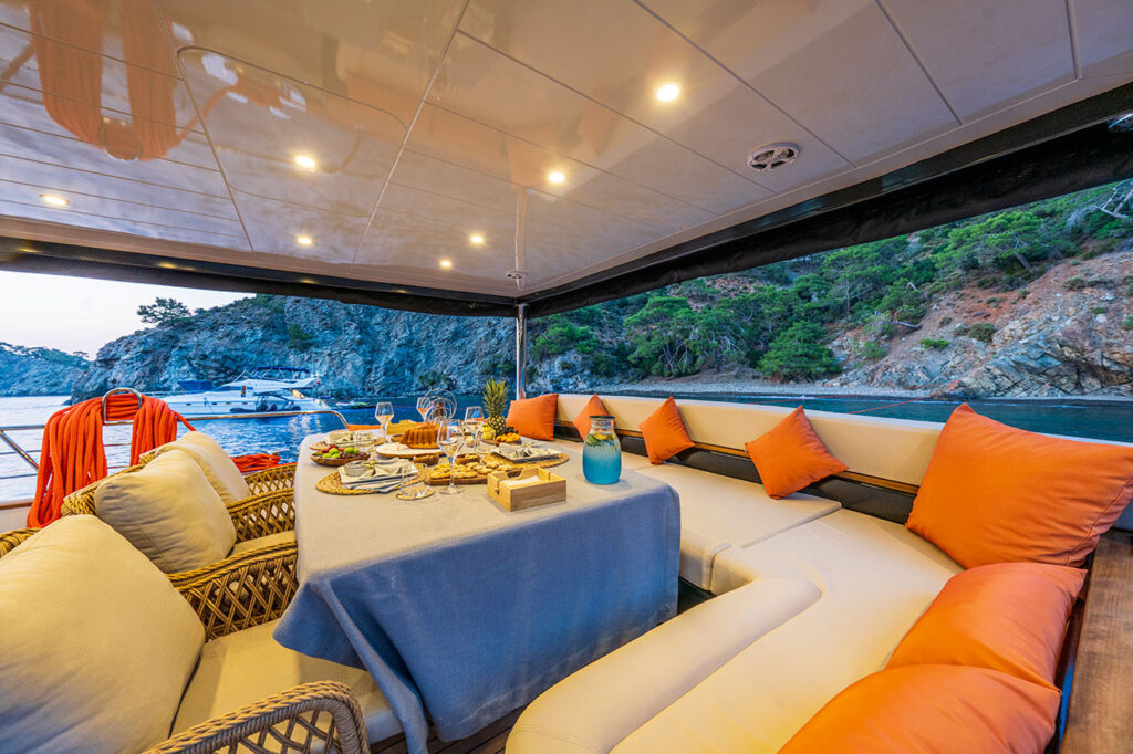 Trawler Junior Simay 28 Trawler Junior Simay