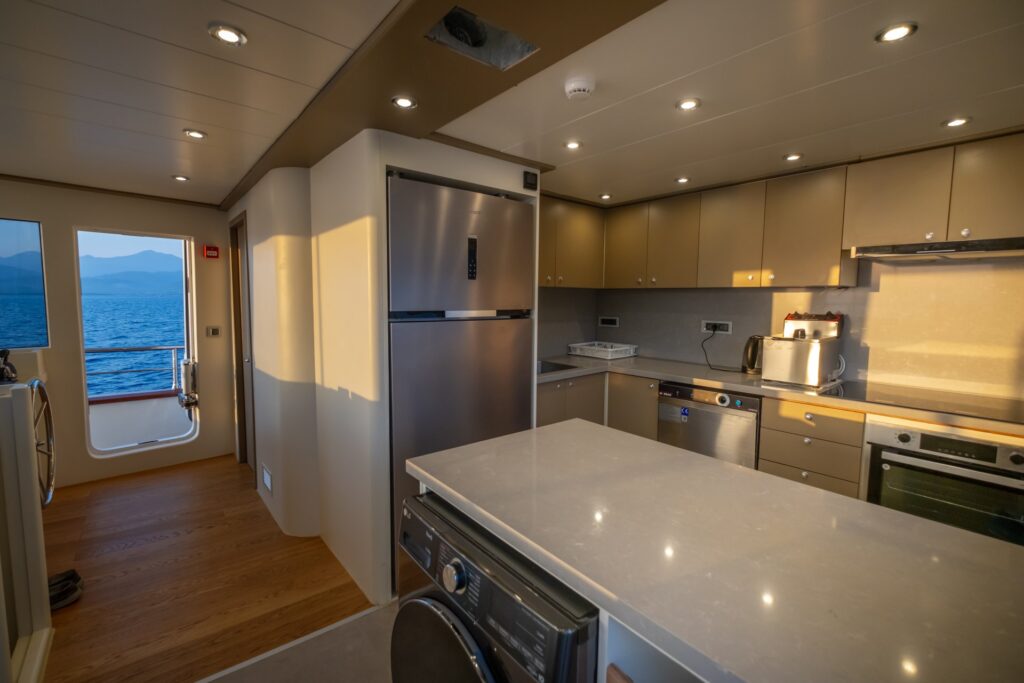 trawler-lycian-dream-9576