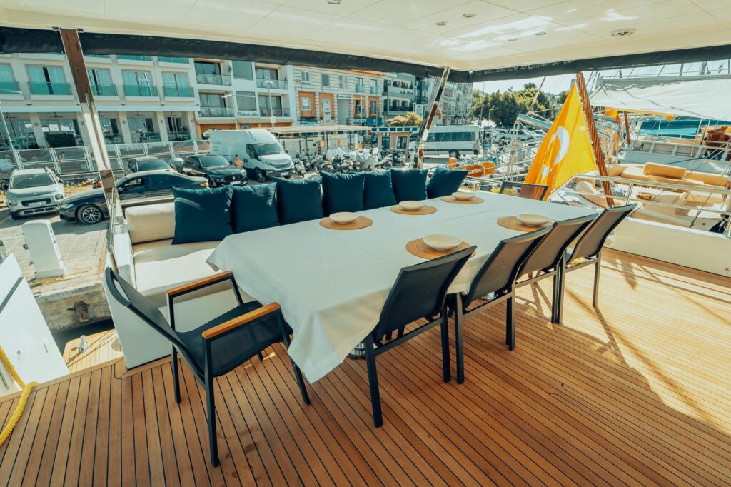 trawler-beluga (13)