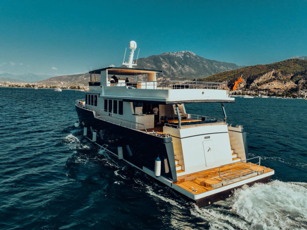 trawler-beluga (2)