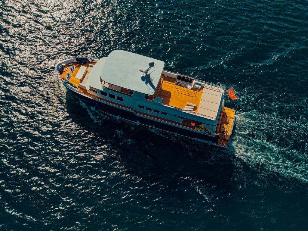 trawler-beluga (6)