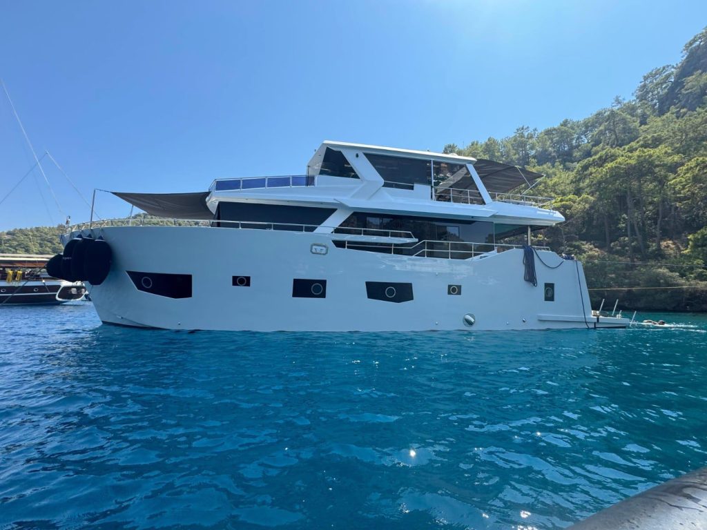 Ekmen Junior Trawler 2 Ekmen Junior Trawler (2)